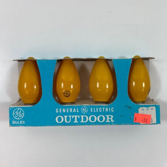 Vintage General Electric Yellow Outdoor Christmas Light Bulbs C9 4.65V 16 Count - Picture 6 of 7